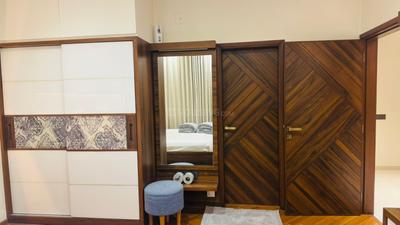 Bedroom Image of 4995 Sq.ft 5 BHK Villa for sale in Shivam Monreve, Thaltej Ahmedabad for Rs. 80000000