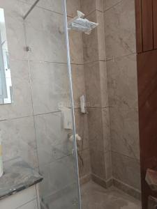 Bathroom Image of 2400 Sq.ft 3 BHK Builder Floor for sale in Sarvapriya Vihar New Delhi for Rs. 82500000