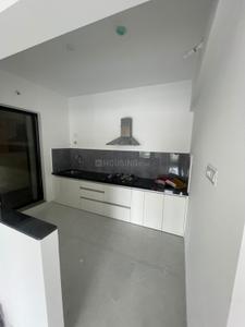 Kitchen Image of 1400 Sq.ft 3 BHK Apartment / Flat for rent in Wellington at Pride World City, Charholi Budruk Pune for Rs. 32000