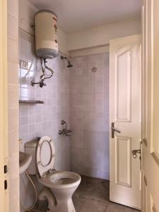 Common Bathroom Image of 1437 Sq.ft 3 BHK Apartment / Flat for sale in Tulip Orange, Sector 70 Gurgaon for Rs. 18500000