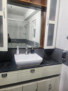 Bathroom Image of 1400 Sq.ft 2 BHK Builder Floor for rent in Sahastradhara Road Dehradun for Rs. 29000
