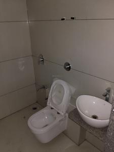 Common Bathroom Image of 969 Sq.ft 3 BHK Apartment / Flat for rent in Arpan Status Sky, Chandkheda Ahmedabad for Rs. 28000