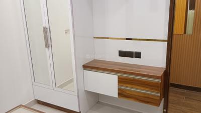 Bedroom Image of 1000 Sq.ft 2 BHK Builder Floor for rent in Kalkaji New Delhi for Rs. 55000