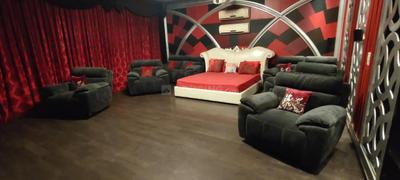 Bedroom Image of 4843 Sq.ft 6 BHK Independent House for sale in Sector 40 Noida for Rs. 200000000