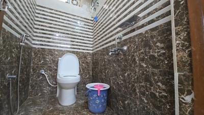 Bathroom Image of 760 Sq.ft 1 BHK Apartment / Flat for rent in Kondapur Hyderabad for Rs. 28500