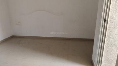 Bedroom Image of 950 Sq.ft 2 BHK Apartment / Flat for rent in Mantra Essence, Undri Pune for Rs. 18500