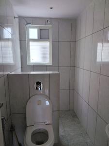 Common Bathroom Image of 1020 Sq.ft 2 BHK Apartment / Flat for sale in Bonsai Cedar, Gundlapochampalli Hyderabad for Rs. 5500000