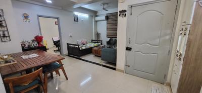 Living Room Image of 1450 Sq.ft 3 BHK Apartment / Flat for sale in Green View Apartment, Mandi New Delhi for Rs. 5300000