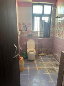 Bathroom Image of 1450 Sq.ft 3 BHK Apartment / Flat for rent in Kankarbagh Patna for Rs. 20000