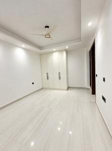 Bedroom Image of 1810 Sq.ft 4 BHK Apartment / Flat for sale in Chhattarpur New Delhi for Rs. 16000000