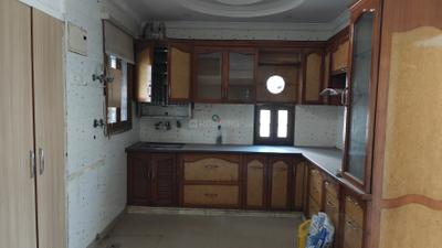 Kitchen Image of 900 Sq.ft 3 BHK Builder Floor for sale in GH 14 DDA MIG, Paschim Vihar New Delhi for Rs. 11500000