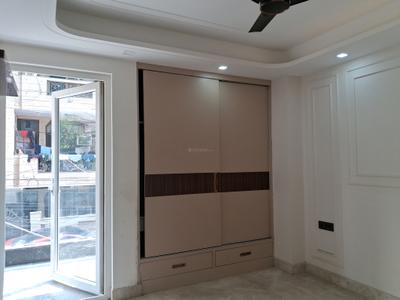 Bedroom Image of 1350 Sq.ft 3 BHK Builder Floor for sale in Paschim Vihar New Delhi for Rs. 26500000