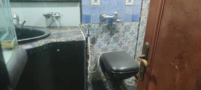 Image of 2500 Sq.ft 4 BHK Apartment / Flat for rent in Dadar West, Mumbai for Rs. 400000
