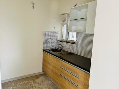 Kitchen Image of 753 Sq.ft 2 BHK Apartment / Flat for rent in Omkar Signet, Malad East Mumbai for Rs. 58000