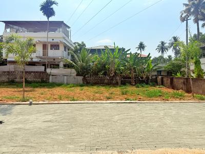 Image of 289 Sq.ft Residential Plot / Land for sale in Maradu, Kochi for Rs. 9800000