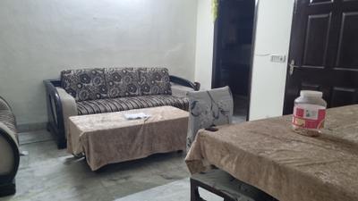 Living Room Image of 2000 Sq.ft 3 BHK Independent House for rent in Mayfield Garden Luxury Floors, Mayfield Garden Gurgaon for Rs. 65000