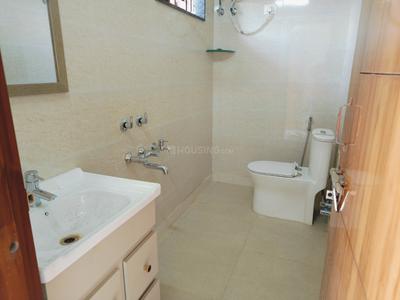 Bathroom Image of 1500 Sq.ft 3 BHK Builder Floor for rent in Sector 46 Faridabad for Rs. 30000