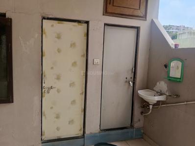 Bathroom Image of 1500 Sq.ft 1 BHK Independent House for rent in Hansol Ahmedabad for Rs. 16000