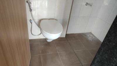 Bathroom Image of 650 Sq.ft 1 BHK Apartment / Flat for rent in Shedung Navi Mumbai for Rs. 13000