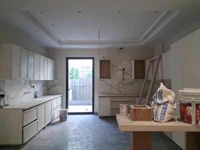 Kitchen Image of 2700 Sq.ft 4 BHK Builder Floor for sale in Paschim Vihar New Delhi for Rs. 59000000