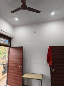 Bedroom Image of 1500 Sq.ft 2 BHK Builder Floor for rent in Lakshmi Nagar Jaipur for Rs. 13700