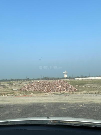 Sector 25 YEIDA Main Image 1