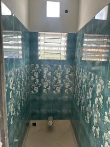Bathroom Image of 1250 Sq.ft 3 BHK Apartment / Flat for sale in North Dum Dum Bediapara Kolkata for Rs. 4300000