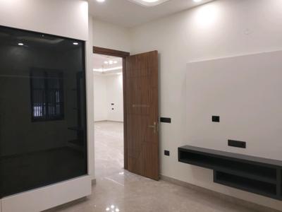 Bedroom Image of 2340 Sq.ft 4 BHK Builder Floor for sale in Pitampura New Delhi for Rs. 62500000