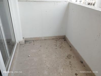 Balcony Image of 1360 Sq.ft 2.5 BHK Apartment / Flat for sale in Corona Optus, Sector 37C Gurgaon for Rs. 14500000