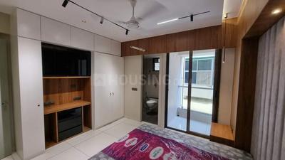 Bedroom Image of 1800 Sq.ft 3 BHK Apartment / Flat for sale in Panchshil Pearl, Sardar Colony Ahmedabad for Rs. 10777777