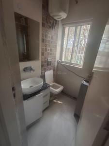 Bathroom Image of 1100 Sq.ft 2 BHK Builder Floor for rent in Hauz Khas New Delhi for Rs. 90000