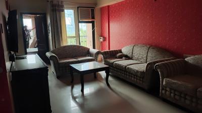 Living Room Image of 890 Sq.ft 2 BHK Apartment / Flat for sale in Logix Blossom County, Sector 137 Noida for Rs. 10000000