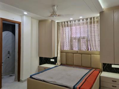 Bedroom Image of 1200 Sq.ft 4 BHK Apartment / Flat for sale in Sector 15 Dwarka New Delhi for Rs. 12500000