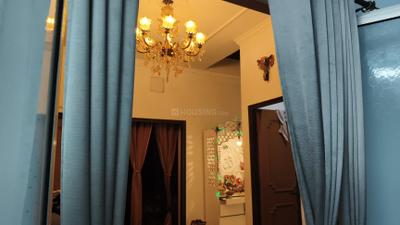 Living Room Image of 2100 Sq.ft 6 BHK Independent House for sale in Alambagh Lucknow for Rs. 15000000