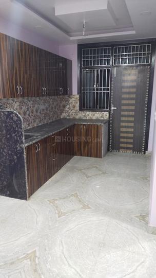 Kitchen Image of 500 Sq.ft 1 BHK Builder Floor for sale in Laxmi Nagar New Delhi for Rs. 3500000