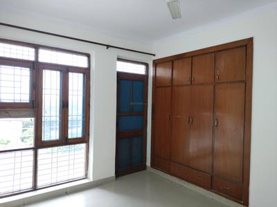 Bedroom Image of 2000 Sq.ft 3 BHK Apartment / Flat for sale in SB youth Apartment, Sector 2 Dwarka New Delhi for Rs. 24500000