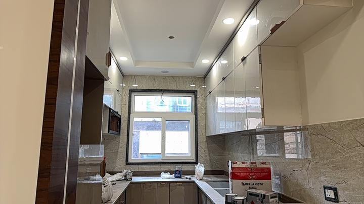 Uttari Pitampura, Pitampura Main Image 1