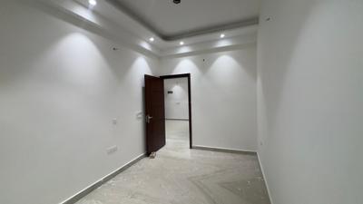 Bedroom Image of 1200 Sq.ft 4 BHK Apartment / Flat for sale in Sector 5 Rohini New Delhi for Rs. 11000000