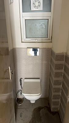 Bathroom Image of 865 Sq.ft 2 BHK Apartment / Flat for sale in Pareena Mi Casa, Sector 68 Gurgaon for Rs. 10000000