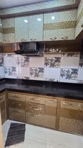 Kitchen Image of 1000 Sq.ft 2 BHK Apartment / Flat for rent in Tangra Kolkata for Rs. 32000