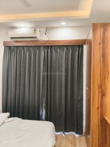 Bedroom Image of 650 Sq.ft 1 RK Apartment / Flat for rent in Godrej The Suites, Jaypee Greens Greater Noida for Rs. 29000