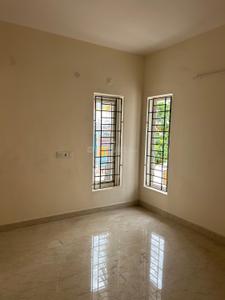 Bedroom Image of 1000 Sq.ft 2 BHK Apartment / Flat for sale in Valasaravakkam Chennai for Rs. 10501000