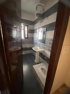 Bathroom Image of 1550 Sq.ft 2 BHK Independent House for rent in Sector 21 Panchkula for Rs. 22000