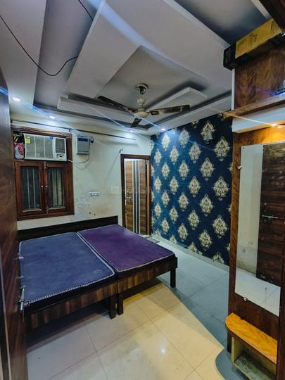Bhagwati Garden, Dwarka Mor Bedroom 1