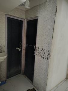Bathroom Image of 760 Sq.ft 1 BHK Apartment / Flat for sale in Pratiksha Apartment, Naranpura Ahmedabad for Rs. 4500000