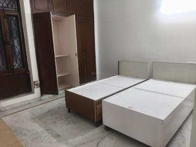 Bedroom Image of 1800 Sq.ft 3 BHK Builder Floor for rent in Sector 41 Noida for Rs. 42000