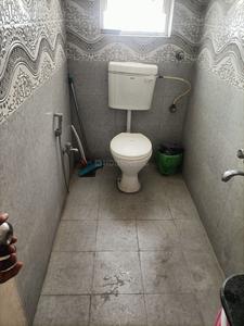 Bathroom Image of 1115 Sq.ft 2 BHK Apartment / Flat for rent in Radha Apartment, Aundh Pune for Rs. 29000