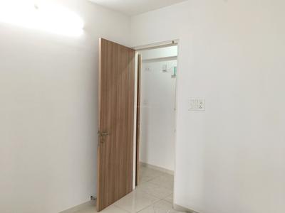 Bedroom Image of 1100 Sq.ft 3 BHK Apartment / Flat for rent in Godrej Emerald, Kasarvadavali Thane for Rs. 38500
