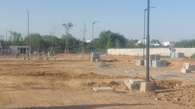 Image of 117 Sq.ft Residential Plot / Land for sale in BPTP District, Sector 81, Faridabad for Rs. 27000000