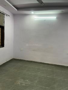 Bedroom Image of 1500 Sq.ft 3.5 BHK Builder Floor for rent in Moti Nagar New Delhi for Rs. 22000